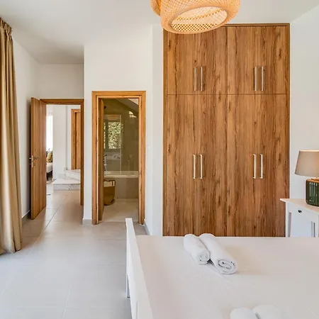 Villa Sophia By Ezoria