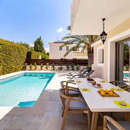 Sophia By Ezoria Paphos