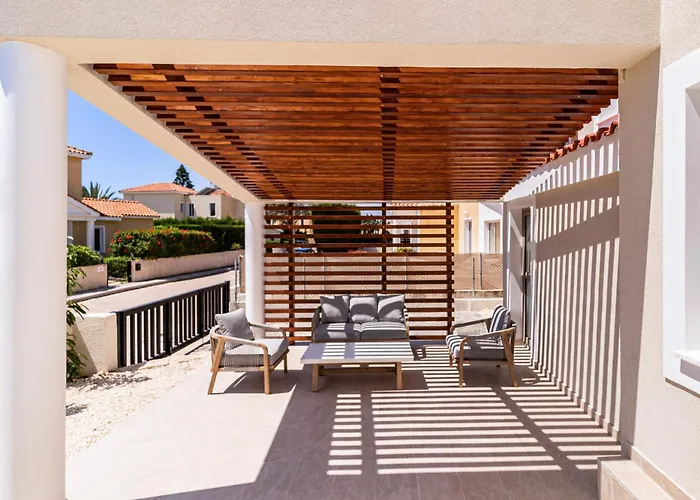 Vila Sophia By Ezoria Paphos