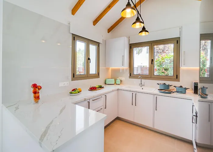 Vila Sophia By Ezoria Paphos